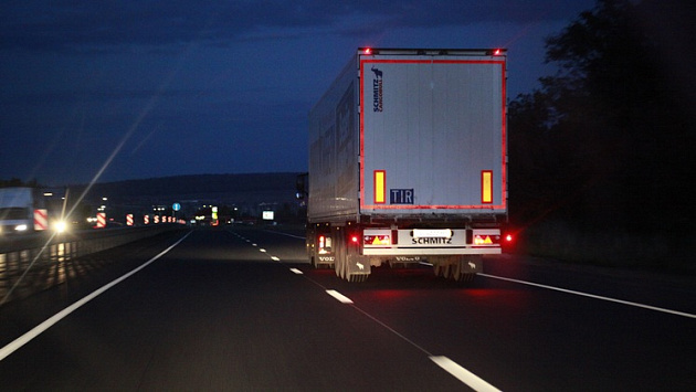 В Новосибирской области ввели запрет на движение тяжелых грузовиков